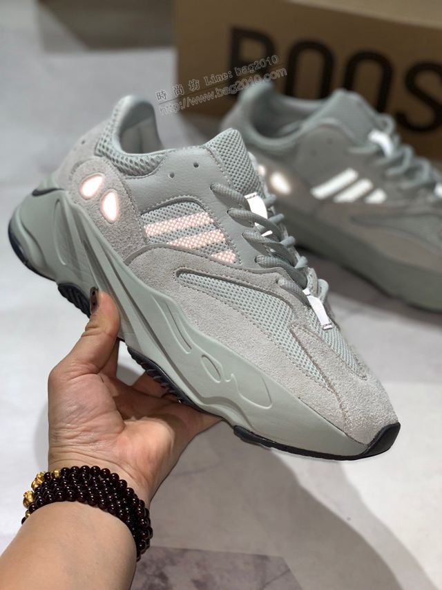 Adidas鞋 海鹽色 阿迪達斯真標巴斯夫真爆 侃爺椰子700 Adidas椰子鞋 男女同款  hdx13265